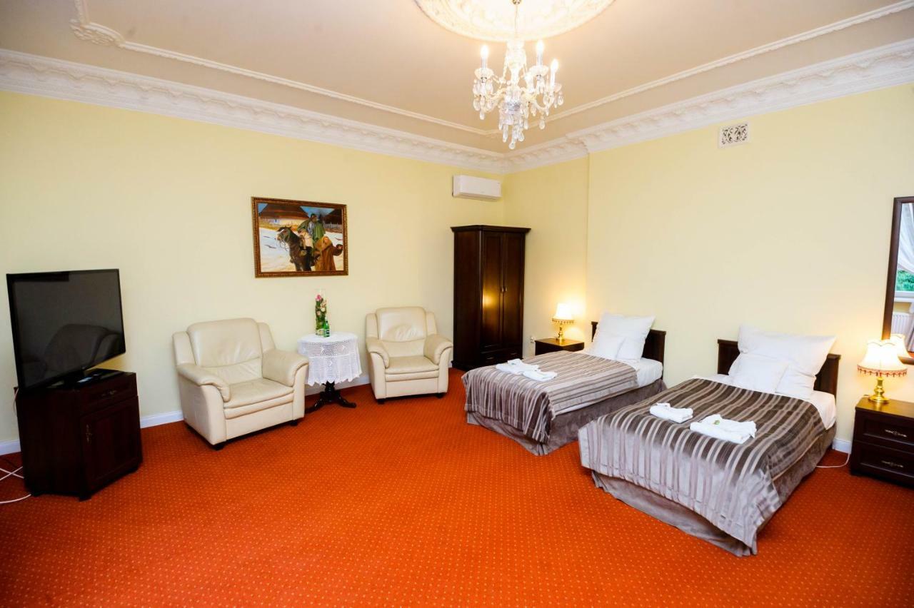 Hotel Dwór Sójki Buitenkant foto