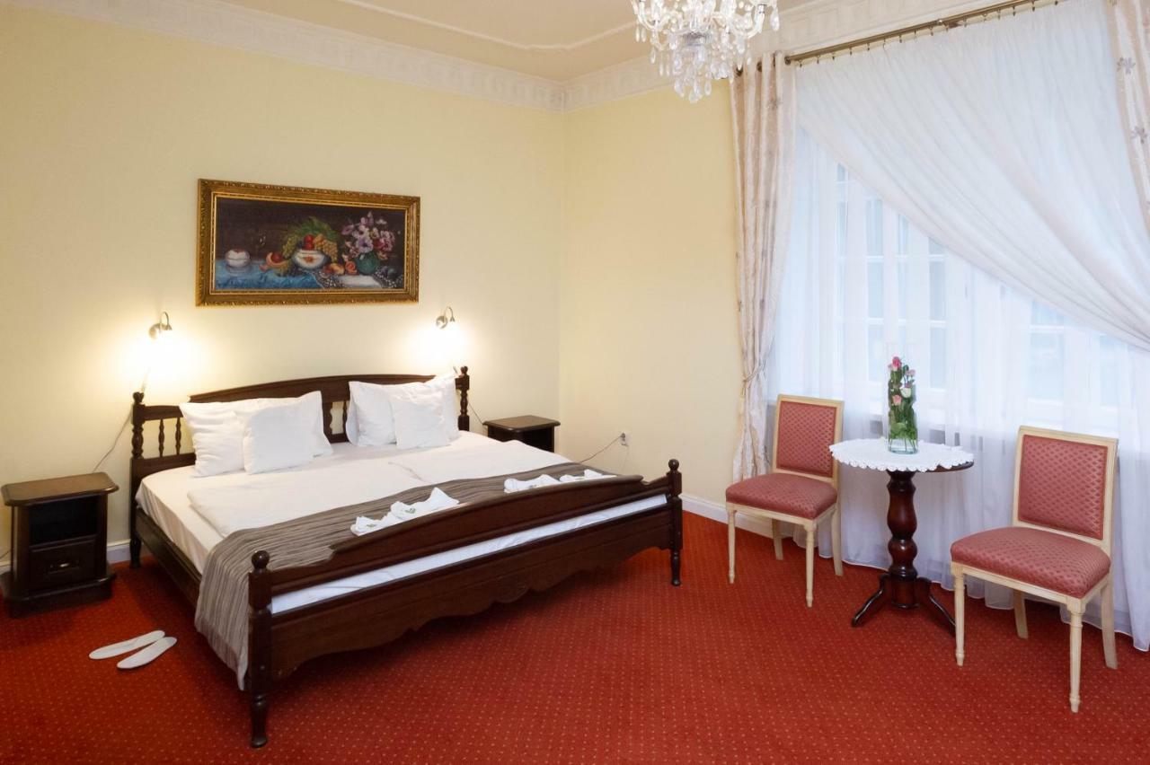 Hotel Dwór Sójki Buitenkant foto