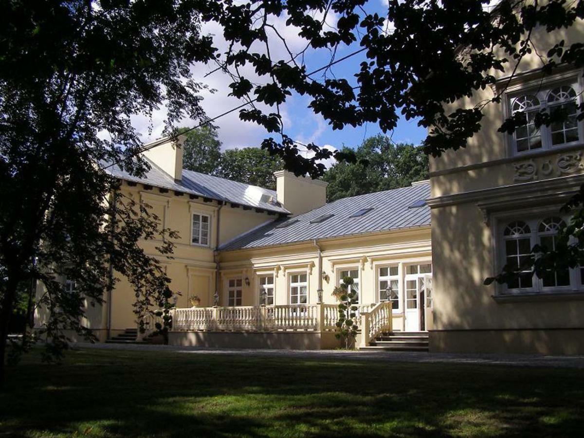 Hotel Dwór Sójki Buitenkant foto