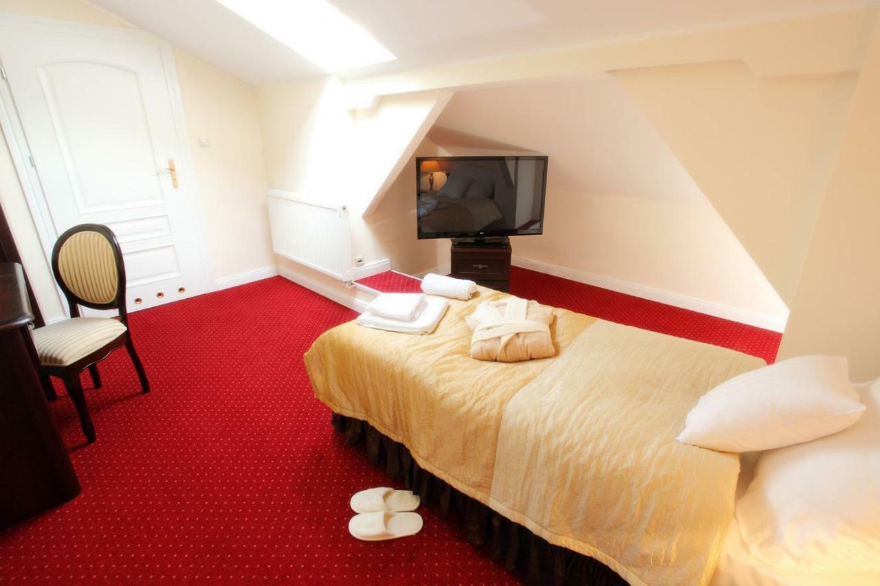 Hotel Dwór Sójki Buitenkant foto
